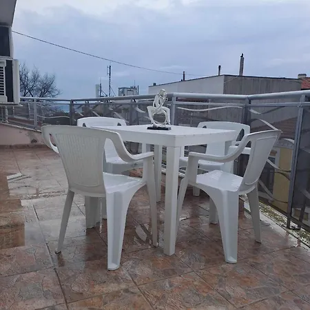 амира 2 * Balchik